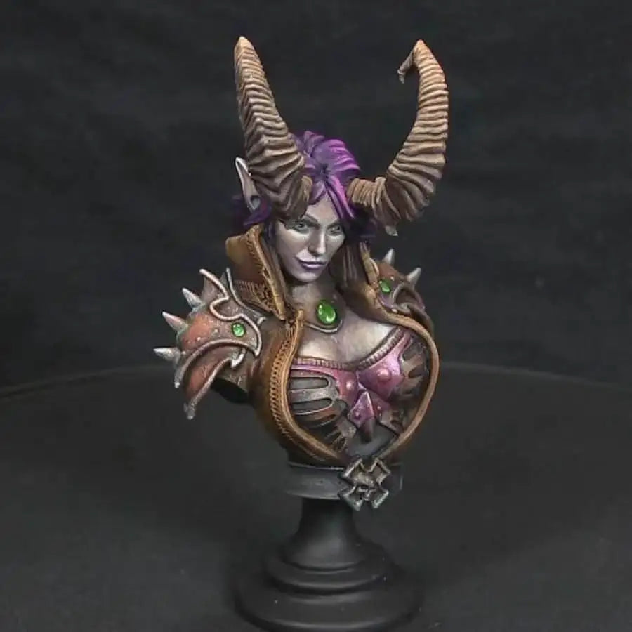 1/12 Female Fantasy Daemon Queen, Resin Model Bust Kit, Fantasy Theme, Unassembled and Unpainted