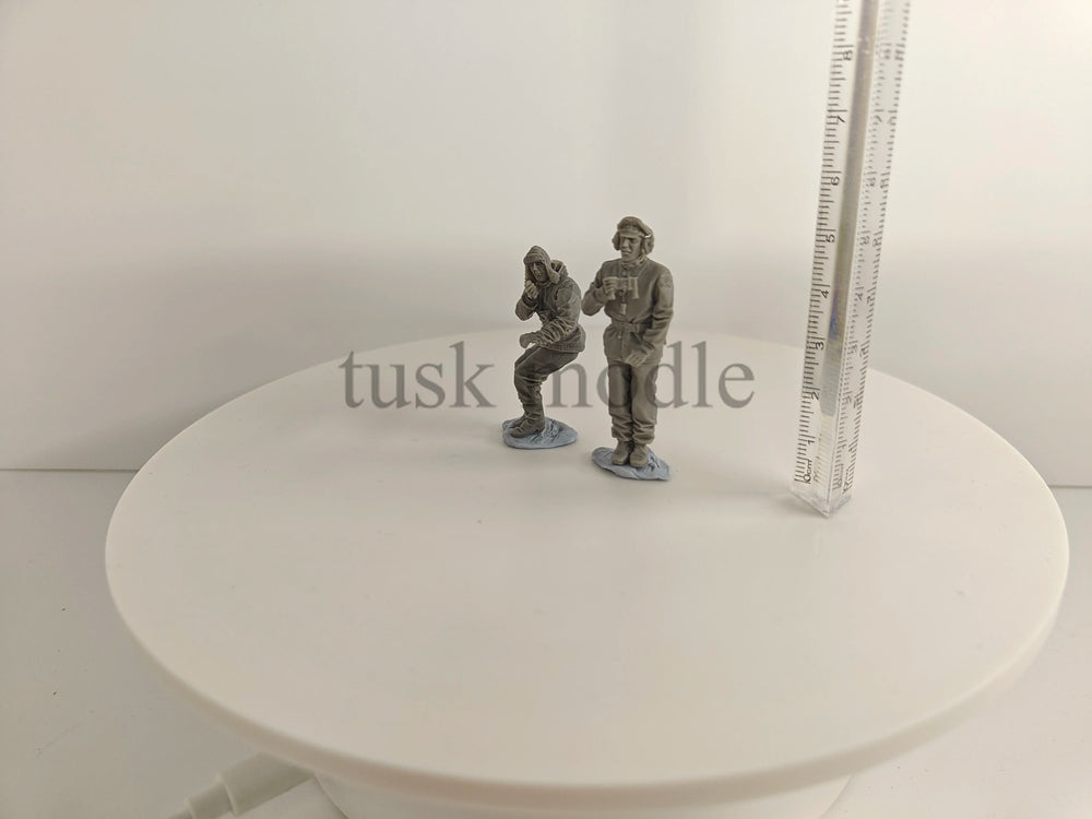 1/35 WWII German Tankmen Set, 13 Figures, Resin Model Figure Kit, Unassembled and Unpainted