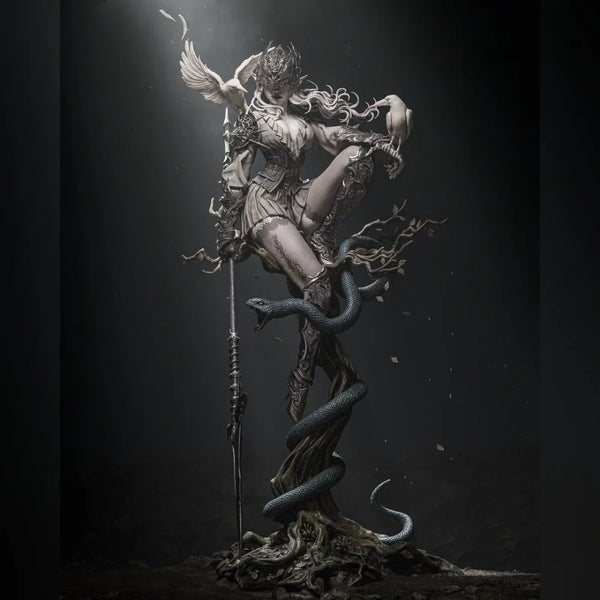 Dark Fantasy Crow Queen, Resin Model Figure Kit, Fantasy Theme, Unassembled and Unpainted