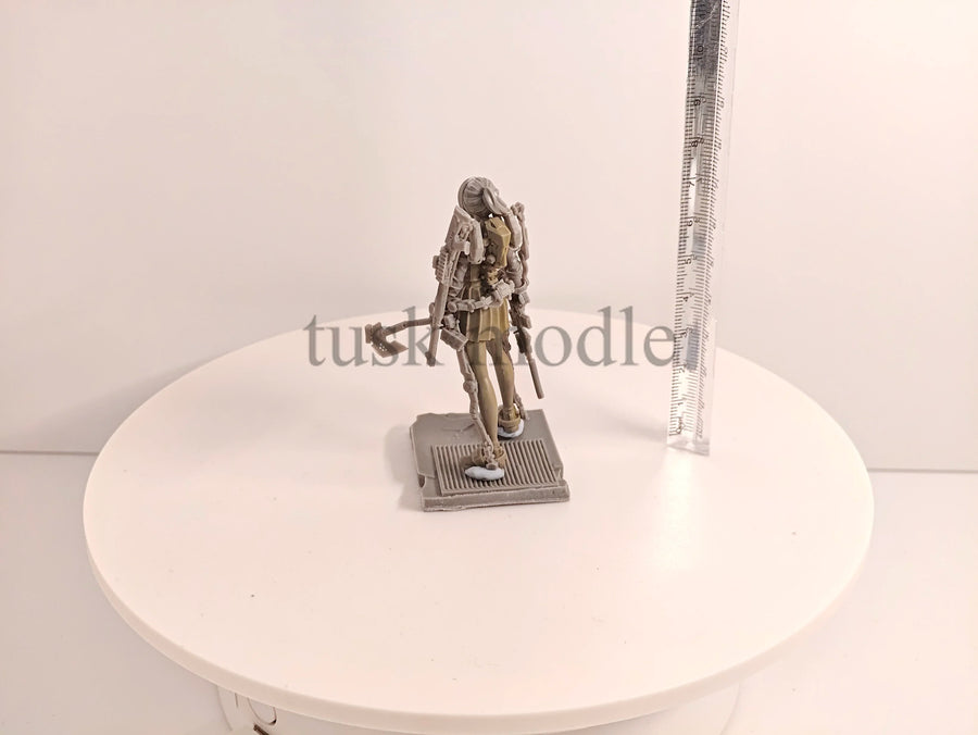 Stylized Female Sci-Fi Warrior with Rifle and Axe 1/24 Resin Figure Kit - resin model view 4