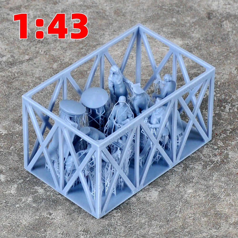 1/35 Street Scene Civilians, 25 Figures, Resin Model Figure Kit, Historical Theme, Unassembled and Unpainted