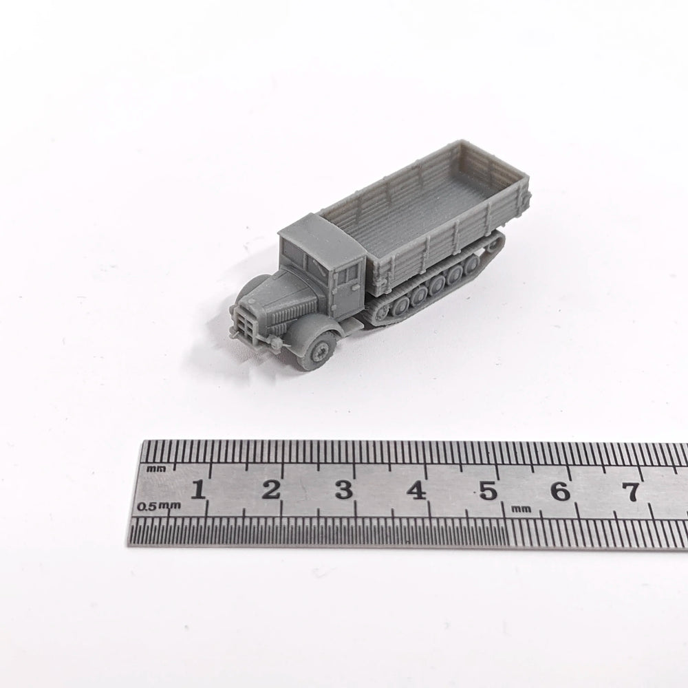 1/144 WWII German L4500R Half-Track, Resin Model Vehicle Kit, Unassembled and Unpainted