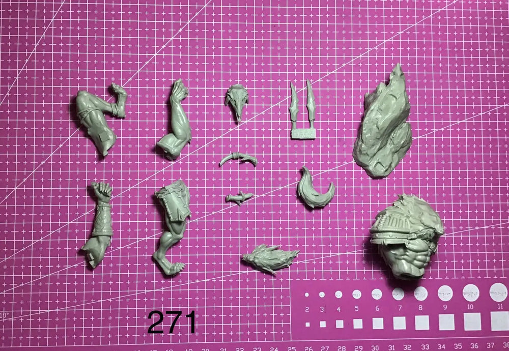 1/24 Orc Demon Warrior, Resin Model Figure Kit, Fantasy Theme, Unassembled and Unpainted
