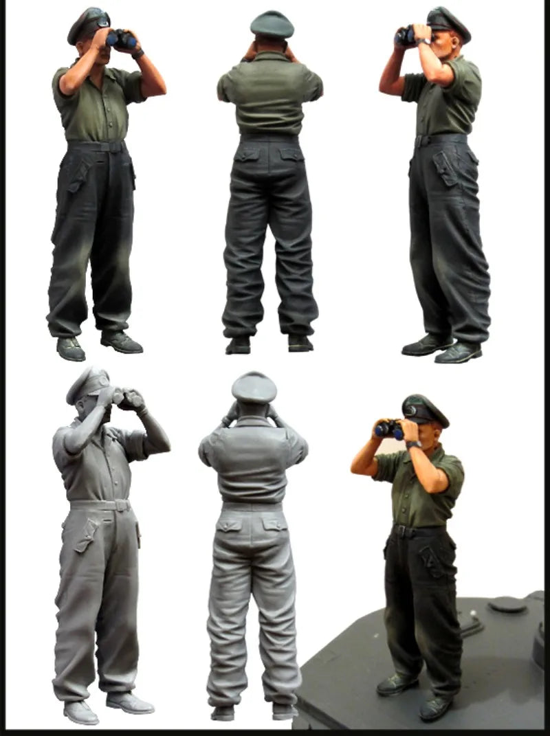 1/35 WWII Soviet Tank Crewman Adjusting Binoculars, Resin Model Figure Kit, Unassembled and Unpainted