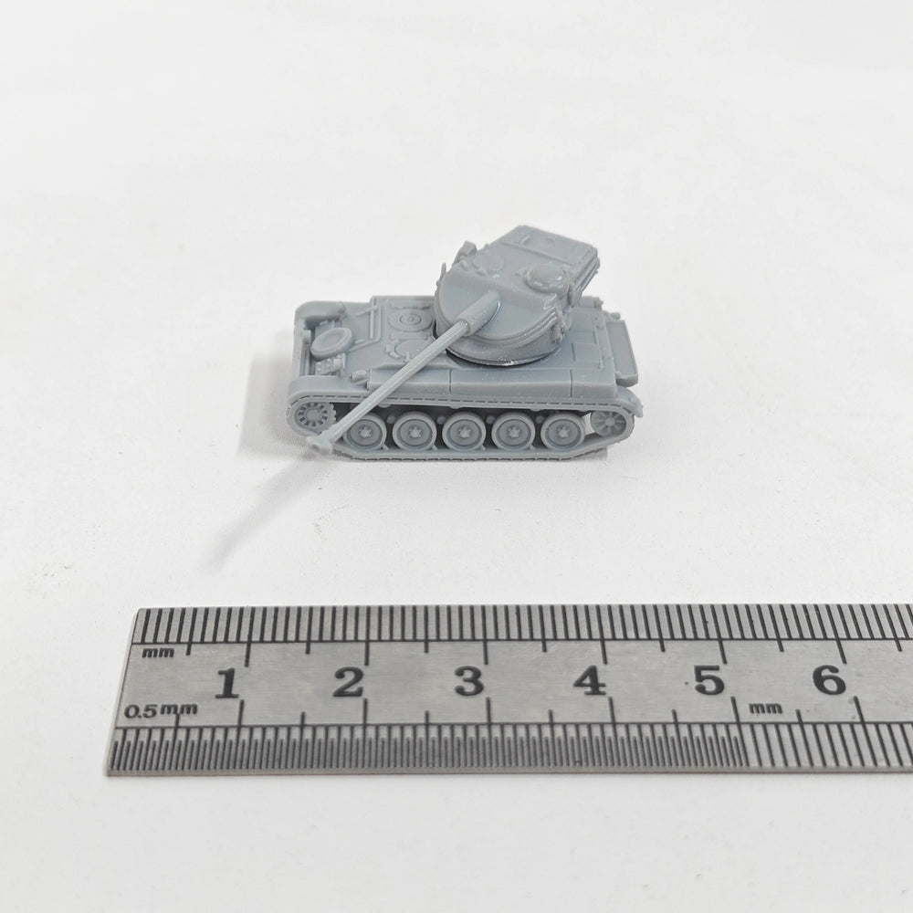 1/144 Cold War AMX-13 Light Tank, Resin Model Vehicle Kit, Unassembled and Unpainted