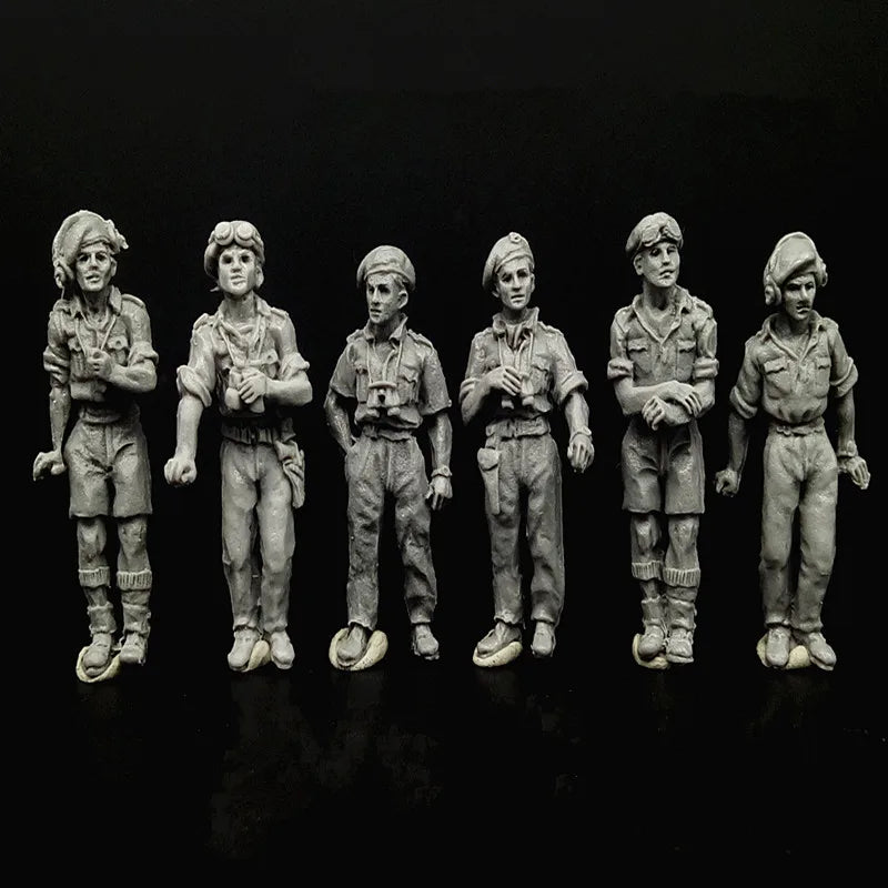 1/72 WWII British Armored Force, 18 Figures, Resin Model Figure Kit, Unassembled and Unpainted