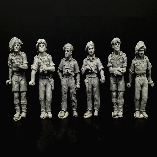 1/72 WWII British Armored Force, 18 Figures, Resin Model Figure Kit, Unassembled and Unpainted