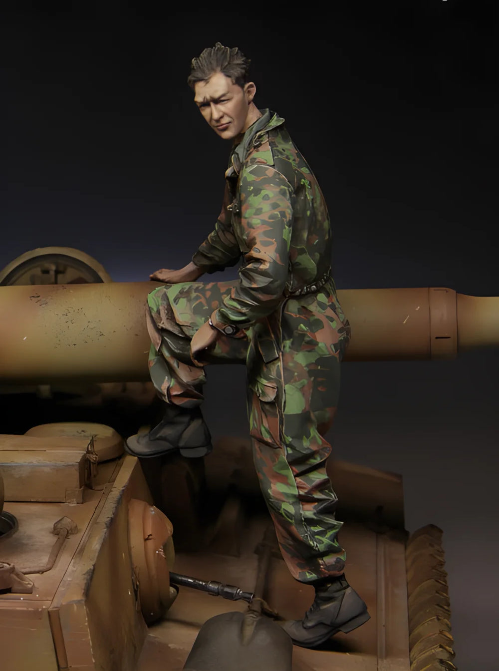 1/35 WWII German Panzer Crew Member Kursk 1943, 4 Figures, Resin Model Figure Kit, Unassembled and Unpainted