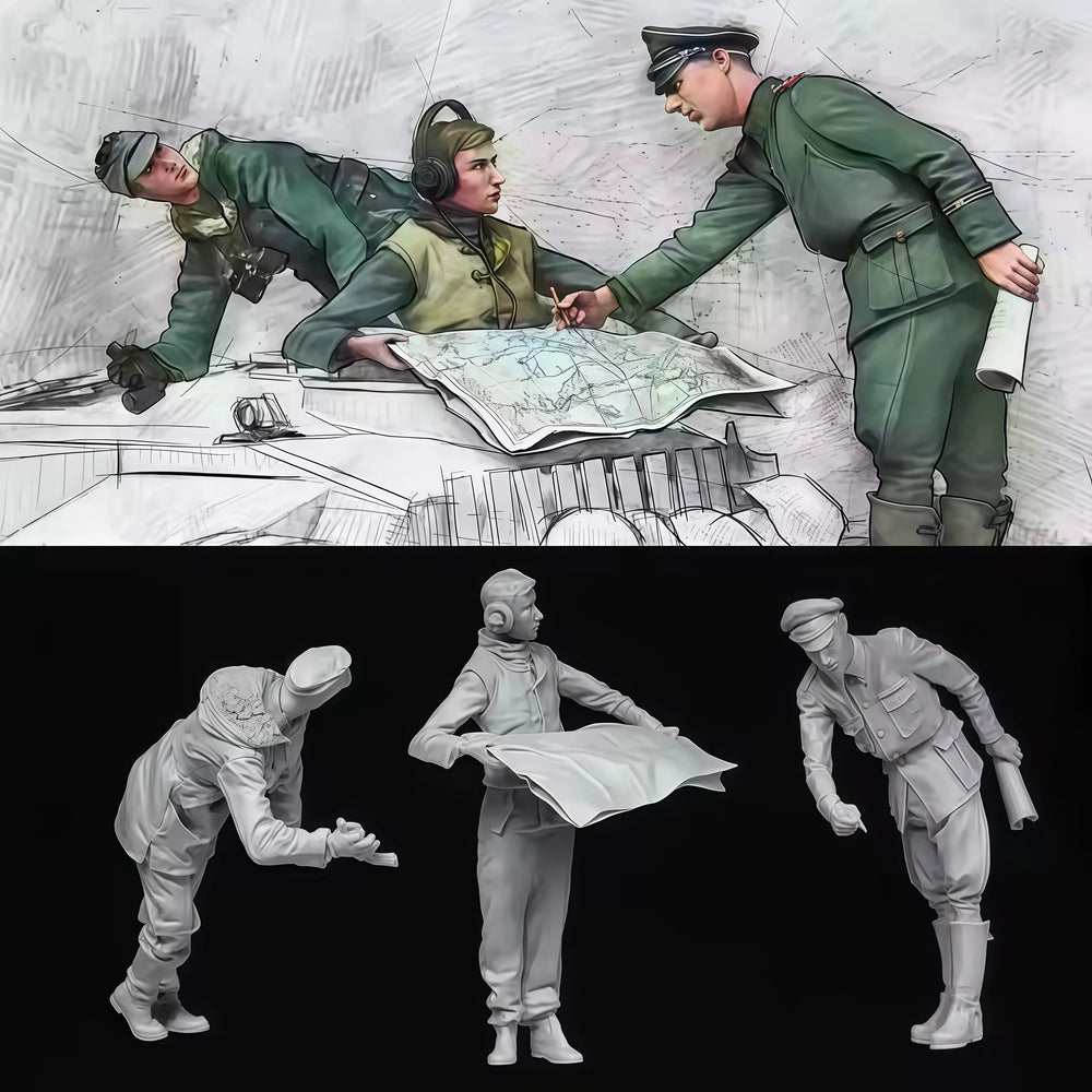1/35 WWII Soviet Tank Officers Reviewing Battle Plans, 3 Figures, Resin Model Figure Kit, Unassembled and Unpainted