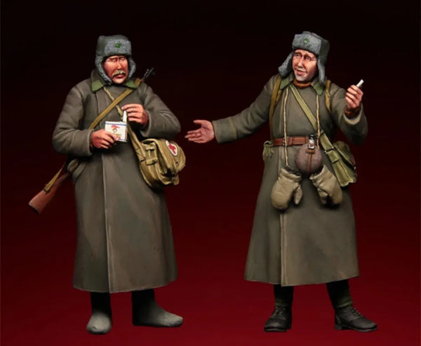1/35 WWII Soviet Infantry in Greatcoats, 2 Figures, Resin Model Figure Kit, Unassembled and Unpainted