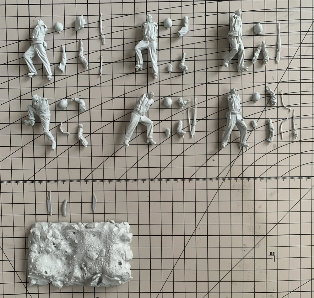 1/35 WWII Iwo Jima Flag-Raising, 6 Figures, Resin Model Diorama Kit, Unassembled and Unpainted