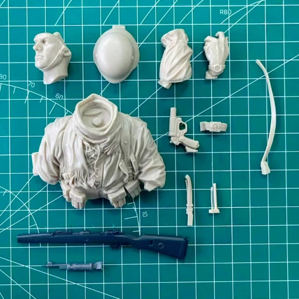 1/10 WWII German Infantryman, Resin Model Bust Kit, Unassembled and Unpainted