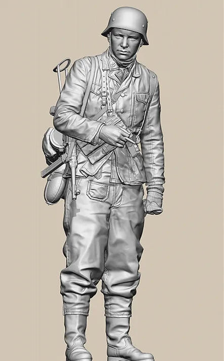 1/16 WWI German Infantryman Standing Armed, Resin Model Figure Kit, Unassembled and Unpainted
