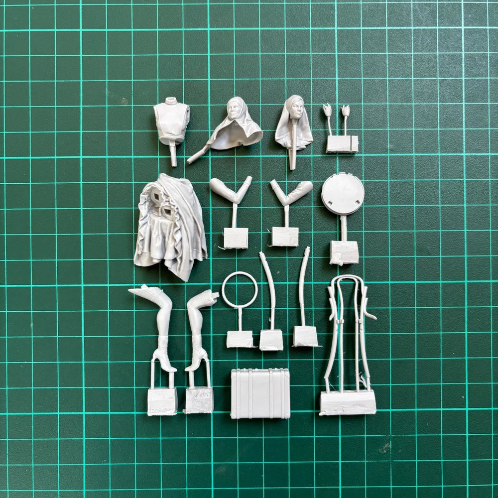 54mm WWI Russian Army Nurse, Resin Model Figure Kit, Unassembled and Unpainted