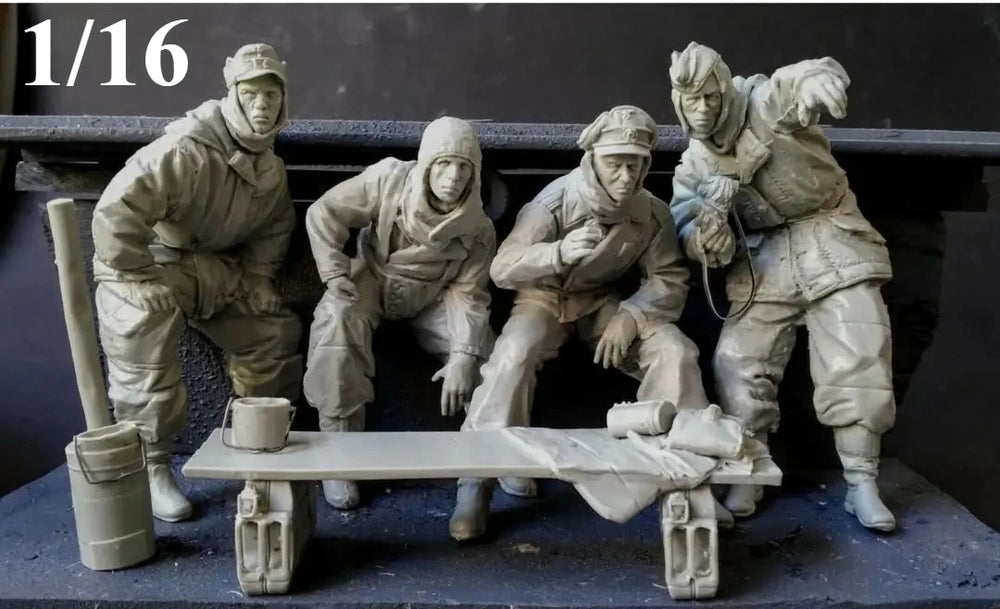 1/16 WWII German Tank Corps, 4 Figures, Resin Model Figure Kit, Unassembled and Unpainted