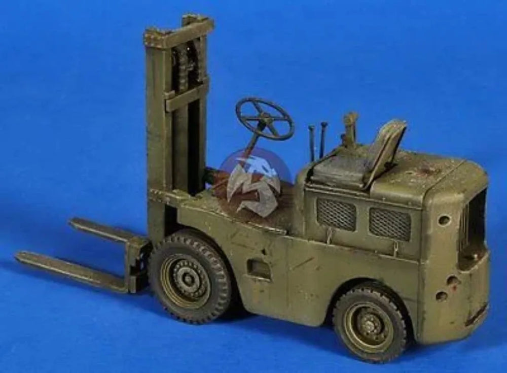 1/35 WWII Allied Forklift Truck, Resin Model Vehicle Kit, Unassembled and Unpainted