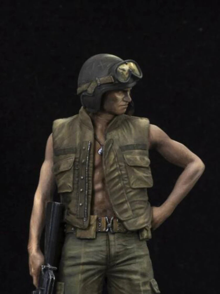 1/16 WWII German Tank Officer, Resin Model Figure Kit, Unassembled and Unpainted