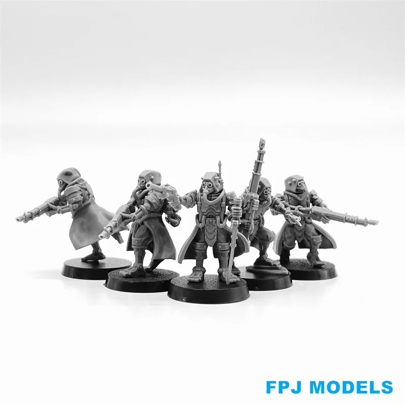 28mm Scavenger Stalkers, 5 Figures, Resin Model Figure Kit, Sci-Fi Theme, Unassembled and Unpainted