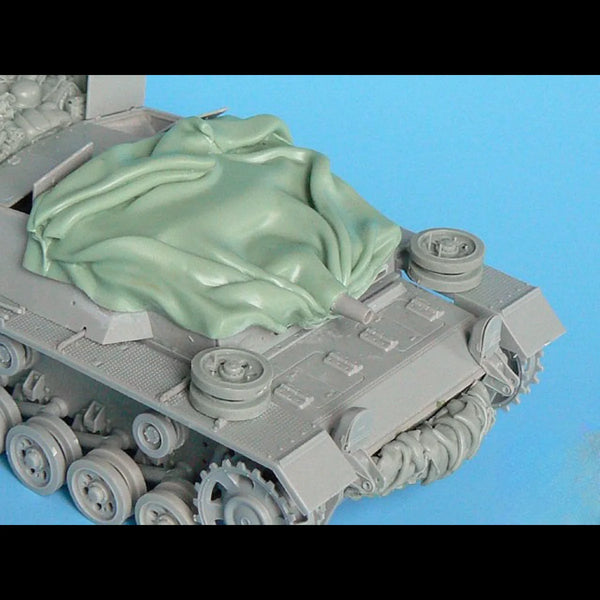 1/35 WWII German Tiger Tank with Camouflage Netting, Resin Model Vehicle Kit, Unassembled and Unpainted