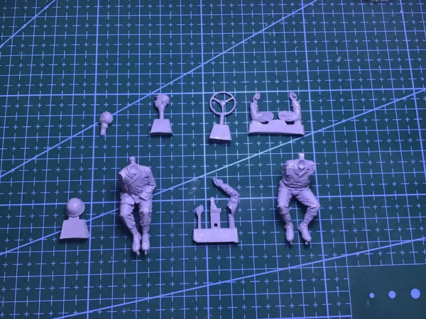 1/35 WWII U.S. Army Soldiers, 2 Figures, Resin Model Figure Kit, Unassembled and Unpainted