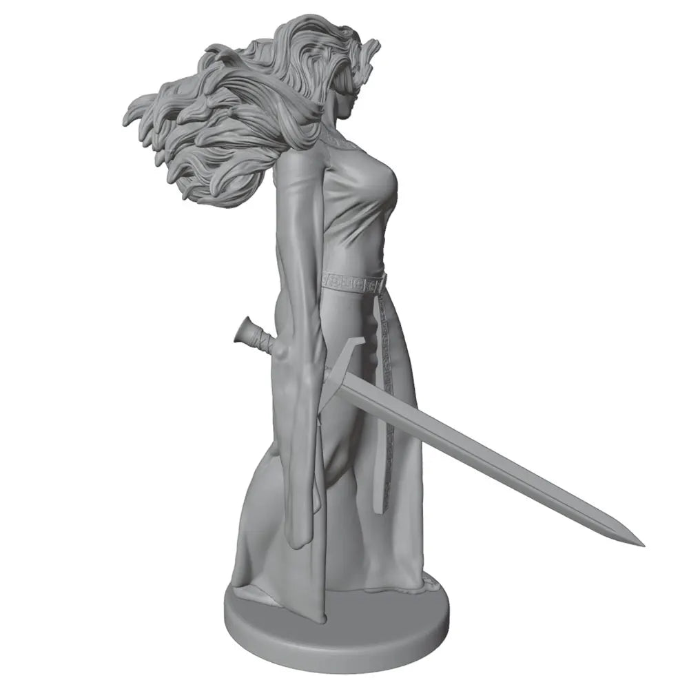 1/24 Female Warrior with Greatsword, Resin Model Figure Kit, Fantasy Theme, Unassembled and Unpainted