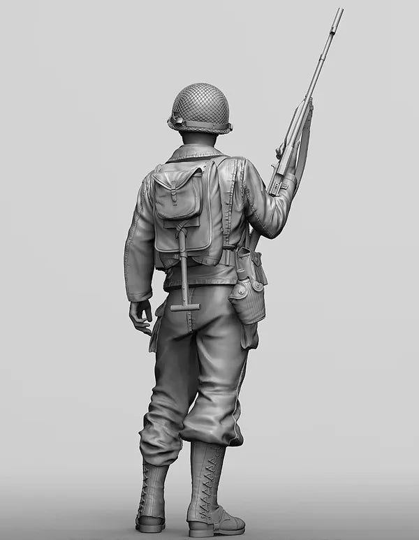 1/16 WWII German Infantryman at Ready, Resin Model Figure Kit, Unassembled and Unpainted