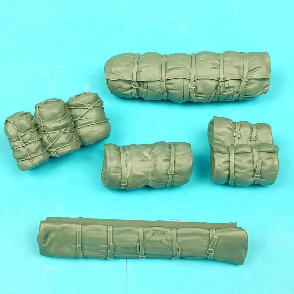 1/35 WWII Sherman Tank Debris, Resin Model Accessory Kit, Unpainted