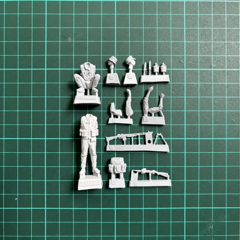 1/35 Vietnam War Mike Force, 3 Figures, Resin Model Figure Kit, Unassembled and Unpainted