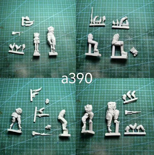 1/35 WWI Soldiers with Tank Crew, 8 Figures, Resin Model Figure Kit, Unassembled and Unpainted
