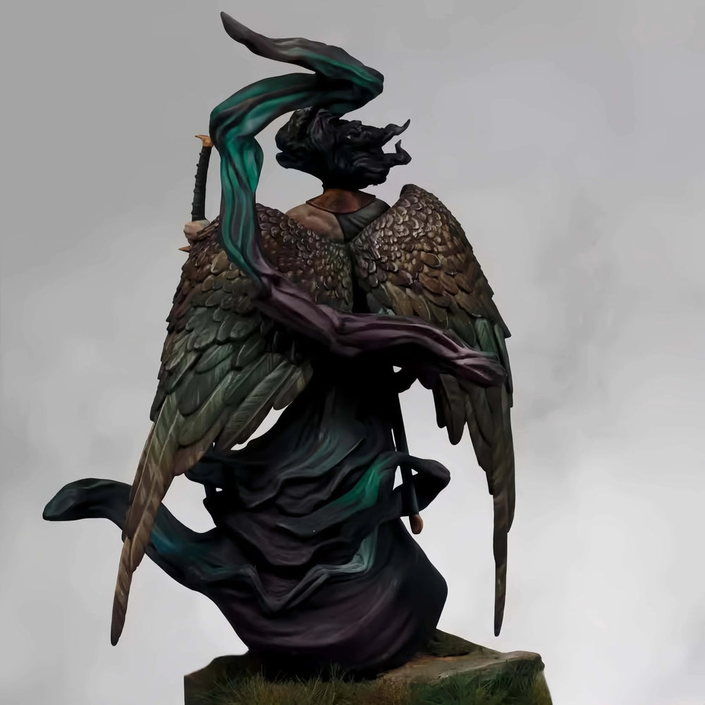 1/24 Winged Warrior Woman, Resin Model Figure Kit, Fantasy Theme, Unassembled and Unpainted