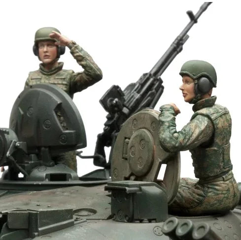1/16 WWII Soviet Anti-Tank Gun Crew, 4 Figures, Resin Model Figure Kit, Unassembled and Unpainted
