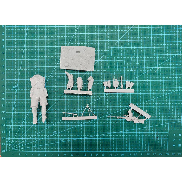 1/24 Modern CQB Operator with Rifle, Resin Model Figure Kit, Unassembled and Unpainted