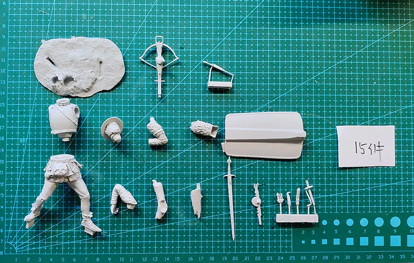 1/18 Ancient Soldier with Crossbow, Resin Model Figure Kit, Unassembled and Unpainted