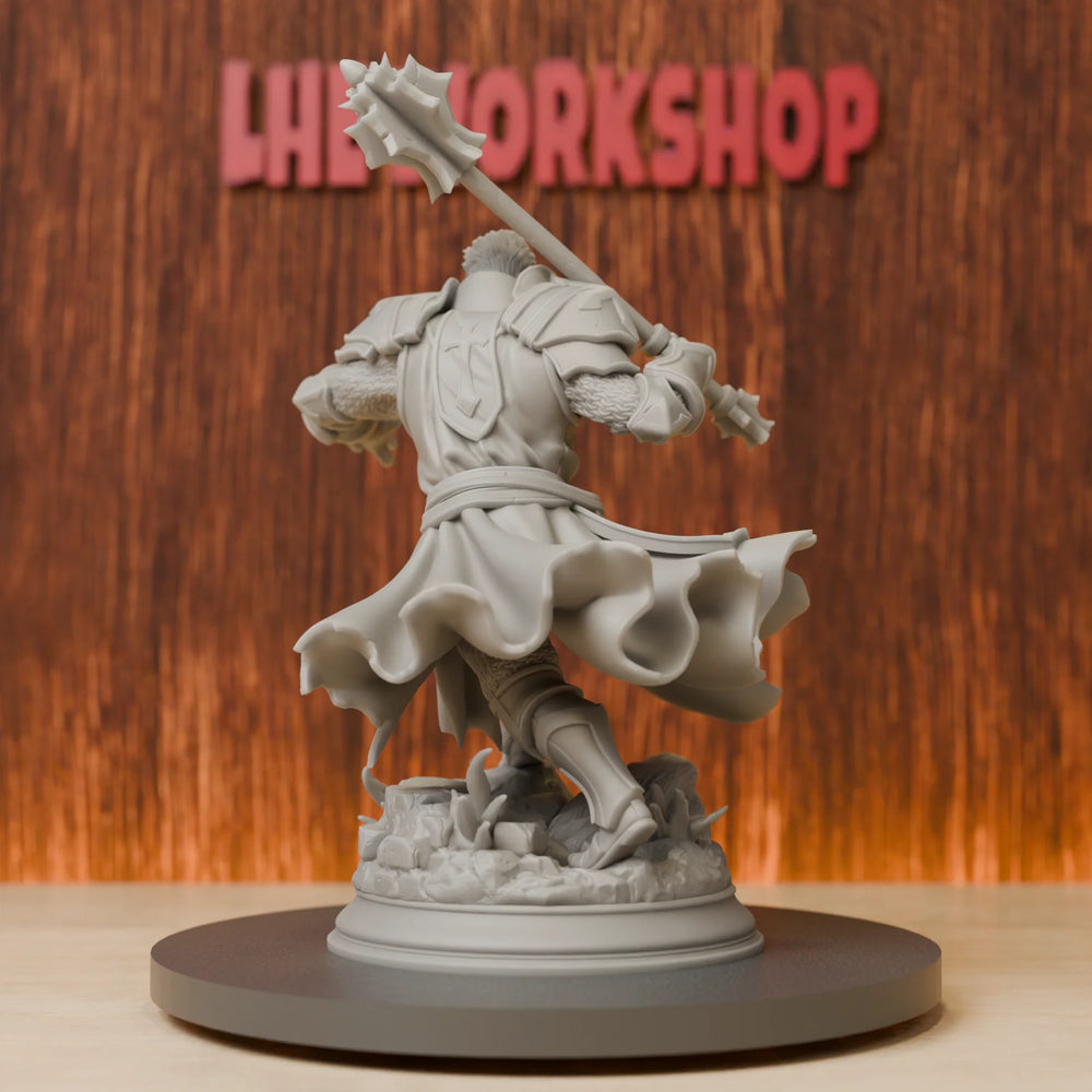 28mm Human Paladin with Mace, Resin Model Figure Kit, Fantasy Theme, Unassembled and Unpainted