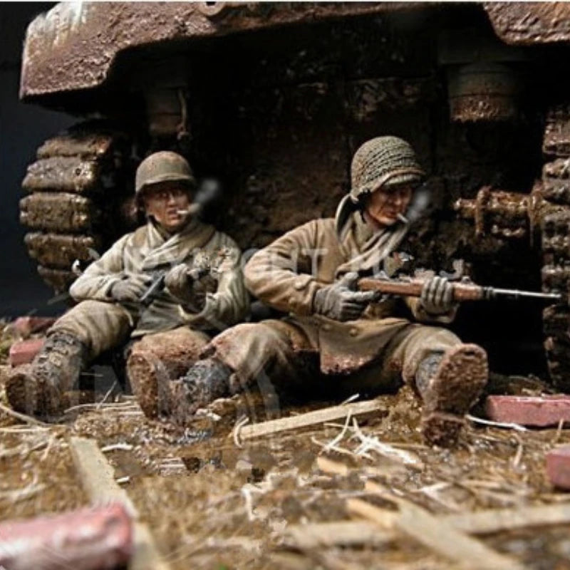 1/35 WWII US Infantry Defensive Position, 2 Figures, Resin Model Figure Kit, Unassembled and Unpainted