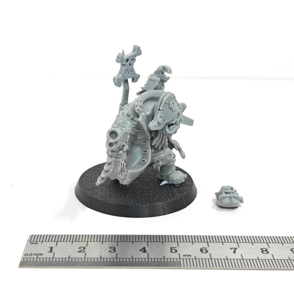 55mm Orc Warrior with Heavy Armor, Resin Model Figure Kit, Fantasy Theme, Unassembled and Unpainted