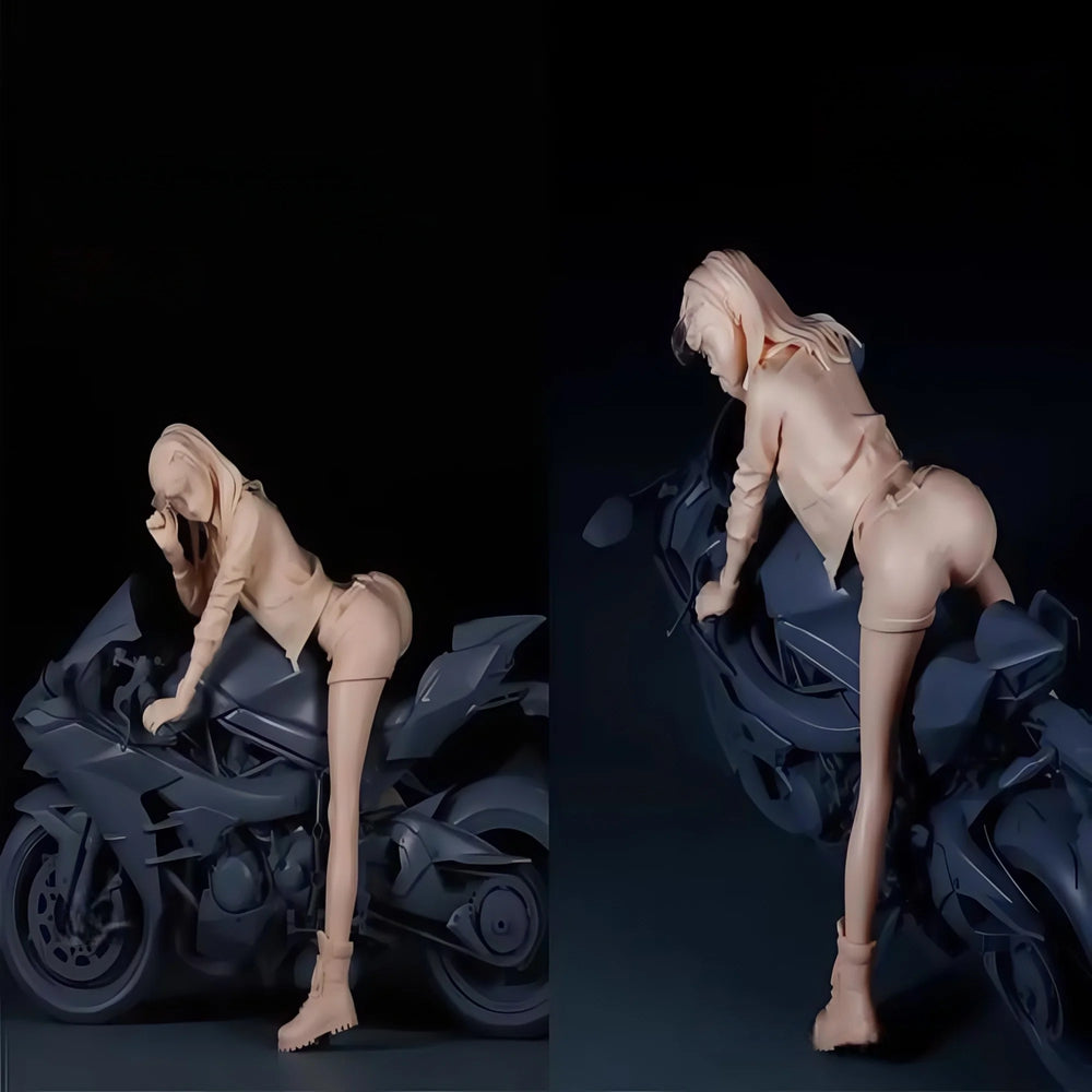 1/9 Blonde Biker Girl in Leather Jacket, Resin Model Figure Kit, Unassembled and Unpainted