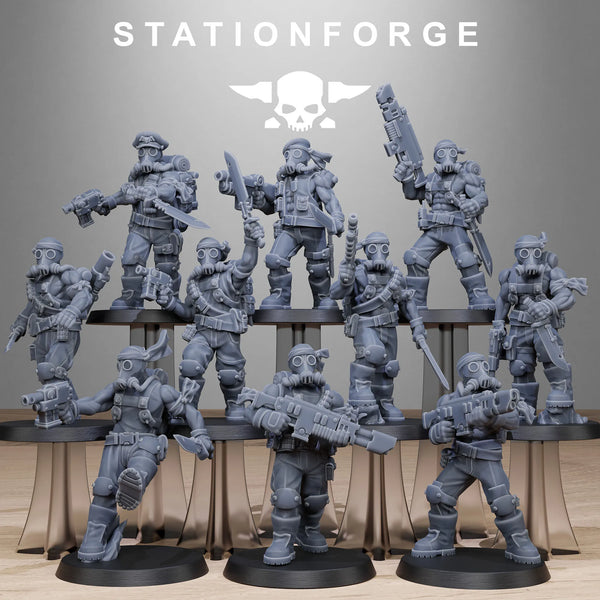 GrimGuard Jungle Fighters, 8 Figures, Resin Model Figure Kit, Sci-Fi Theme, Unassembled and Unpainted