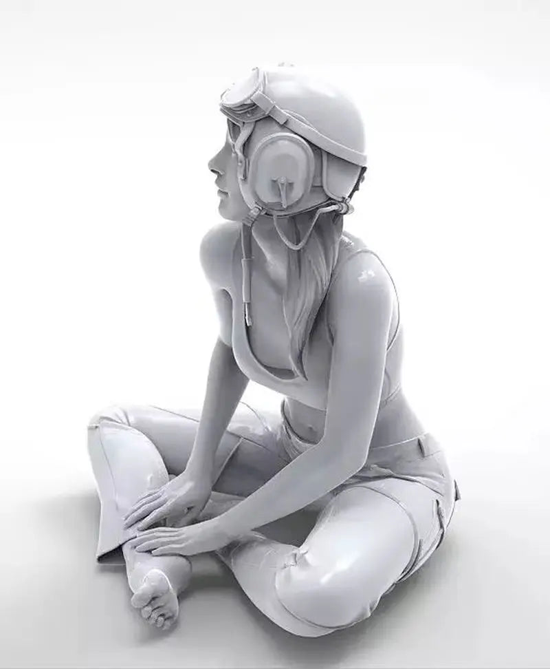 1/24 Sitting Girl Character, Resin Model Figure Kit, Anime Theme, Unassembled and Unpainted