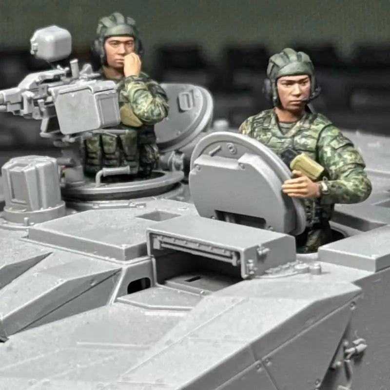 1/35 Modern Tank Crew, 6 Figures, Resin Model Vehicle Kit, Unassembled and Unpainted