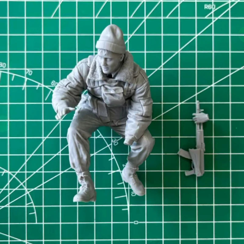 1/16 Modern Russian Commander, Resin Model Figure Kit, Unassembled and Unpainted