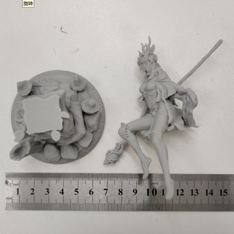 1/24 Wizard Queen Elf Witch, Resin Model Figure Kit, Fantasy Theme, Unassembled and Unpainted