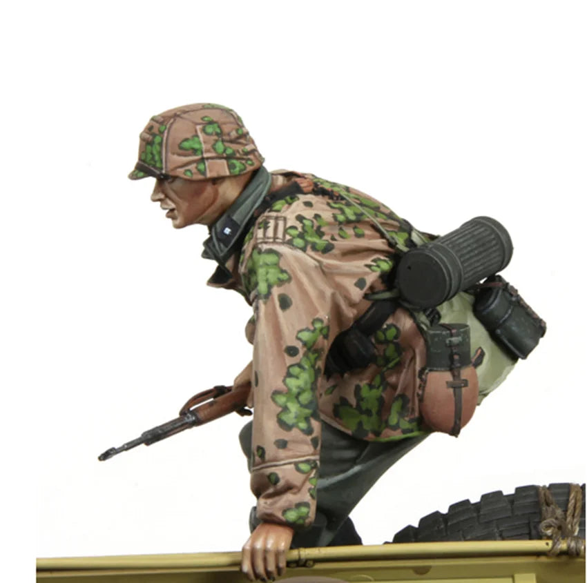1/16 WWII German Splottertarn Infantry Attacking, Resin Model Figure Kit, Unassembled and Unpainted