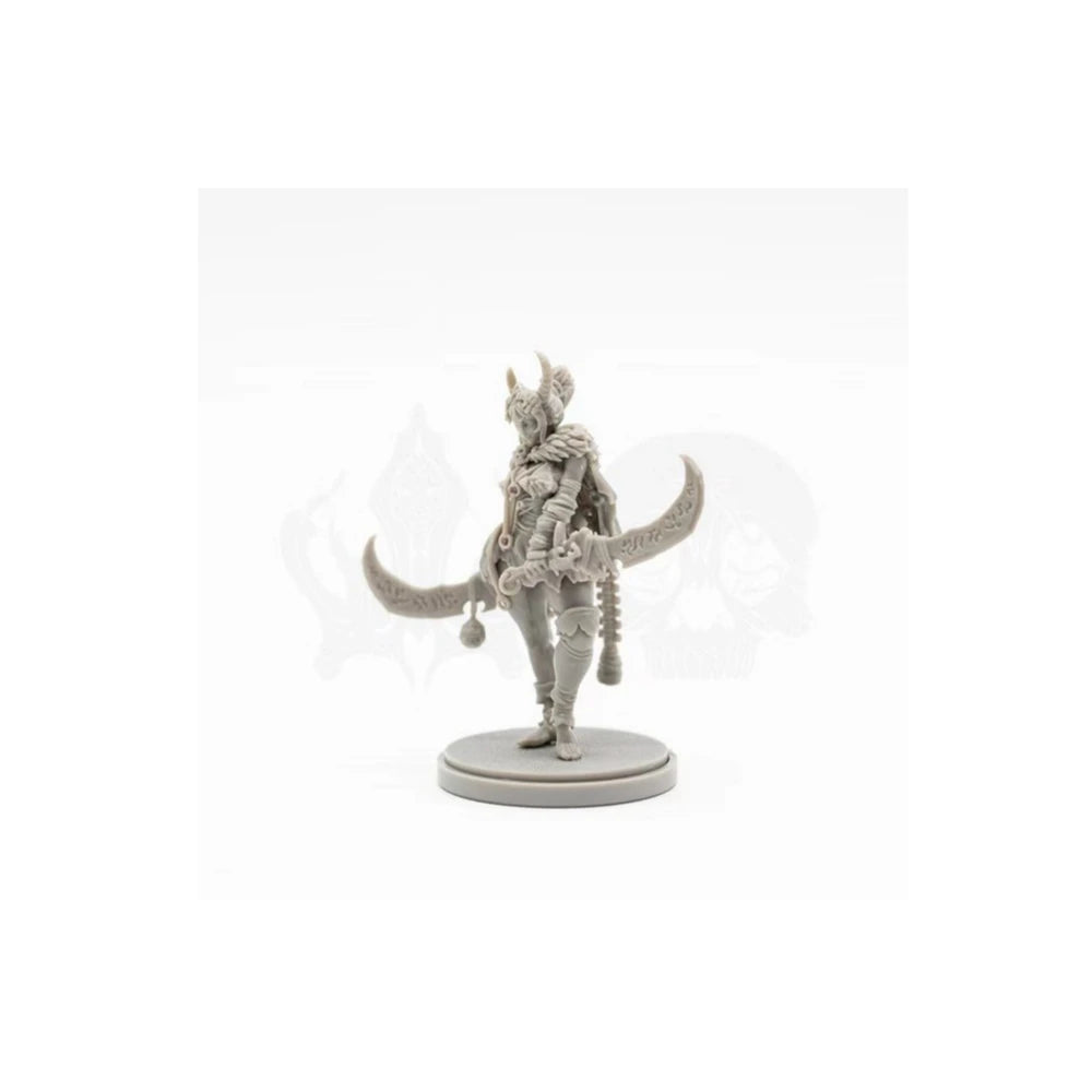 28mm Dashing Reaper Paleun Demon Warrior, Resin Model Figure Kit, Fantasy Theme, Unassembled and Unpainted