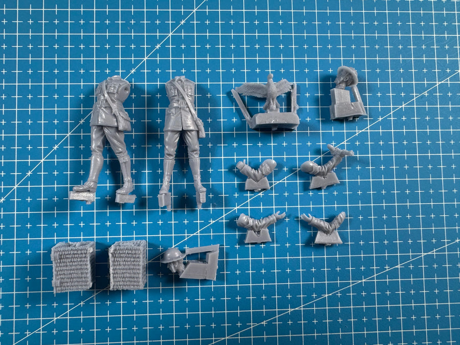 1: 35 Casting Resin Model Assembly Kit, GK, Soldiers and Peace Doves, Unpainted