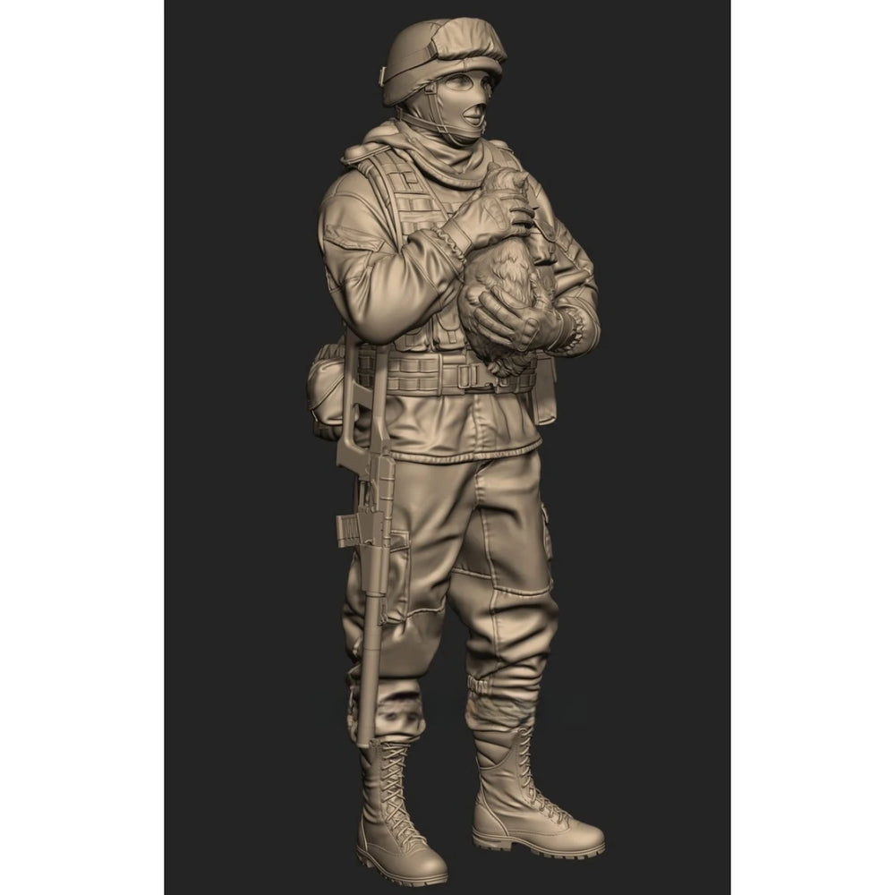 1/35 Modern Russian Soldier with Cat, Resin Model Figure Kit, Unassembled and Unpainted