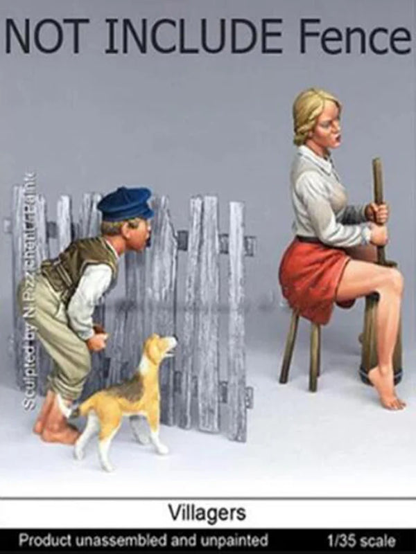 1/35 Historical Country Family, 4 Figures, Resin Model Figure Kit, Historical Theme, Unassembled and Unpainted