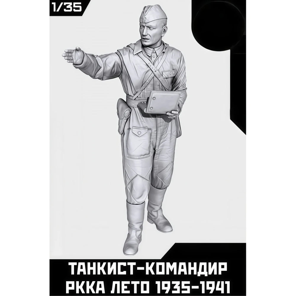 1/35 WWII Soviet Tank Commander in Long Coat Pointing, Resin Model Figure Kit, Unassembled and Unpainted