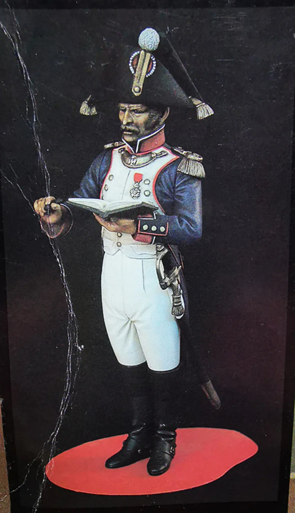 1/16 Napoleonic French Dragoon Officer with Plumed Shako, Resin Model Figure Kit, Unassembled and Unpainted