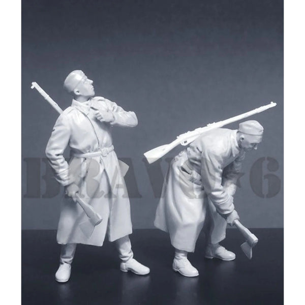 1/35 WWII Red Army Pioneers, 3 Figures, Resin Model Figure Kit, Unassembled and Unpainted